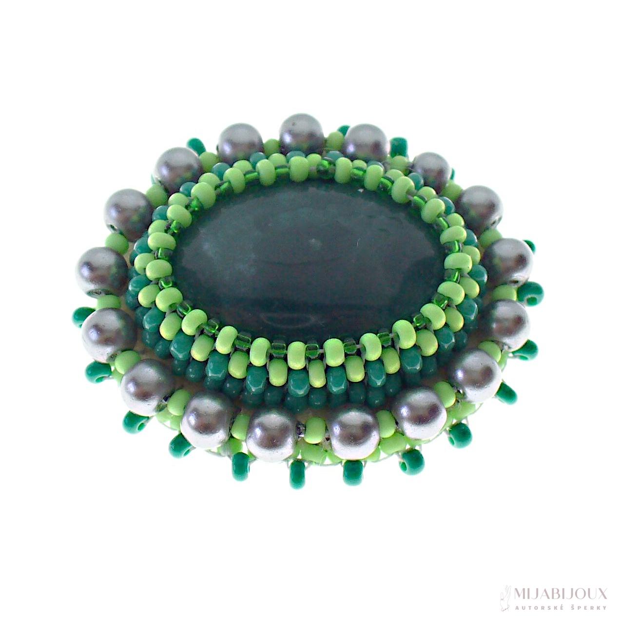 Brož z minerálů achát