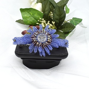 Spona do vlasů modrá kytička