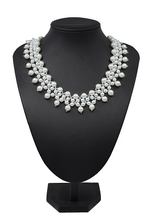 Náhrdelník ze skleněných perliček