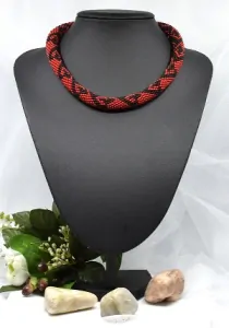 Háčkovaný náhrdelník - dutinka