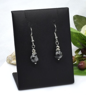 Náušnice z obsidiánu