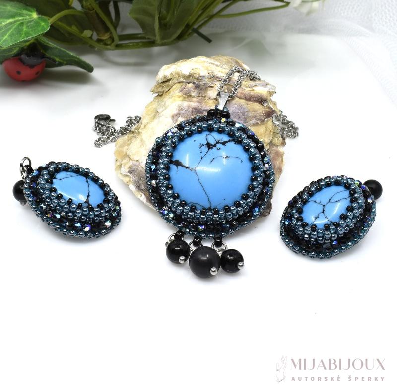 Souprava náhrdelníku a náušnic z tyrkysu