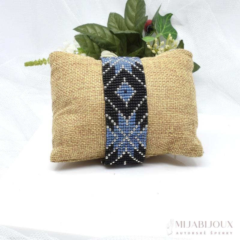 Masivní modrý náramek